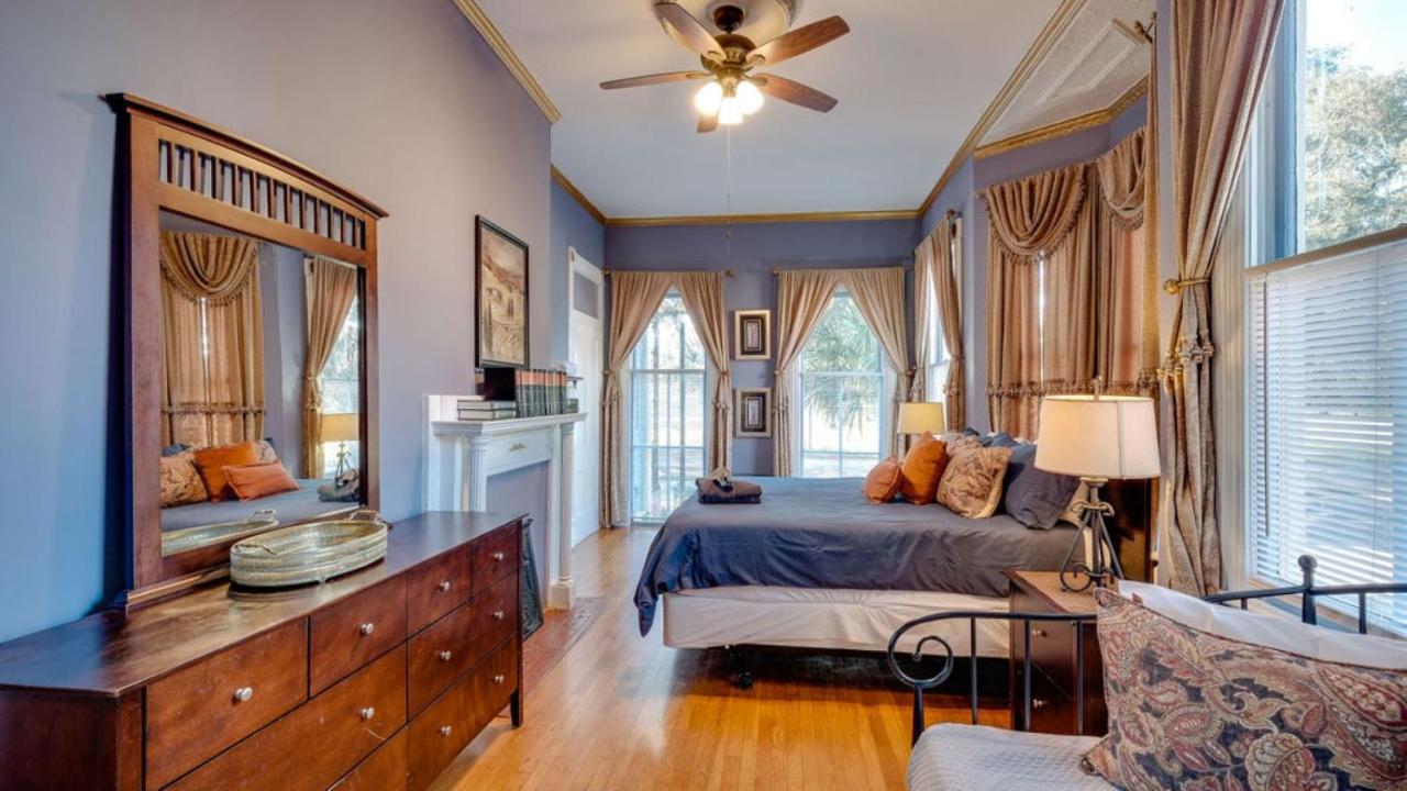 Elegant 2 Bed Directly On Forsyth Park Apartment Savannah Exterior photo