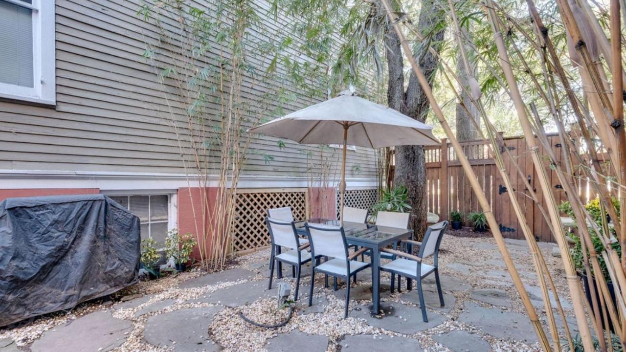 Elegant 2 Bed Directly On Forsyth Park Apartment Savannah Exterior photo